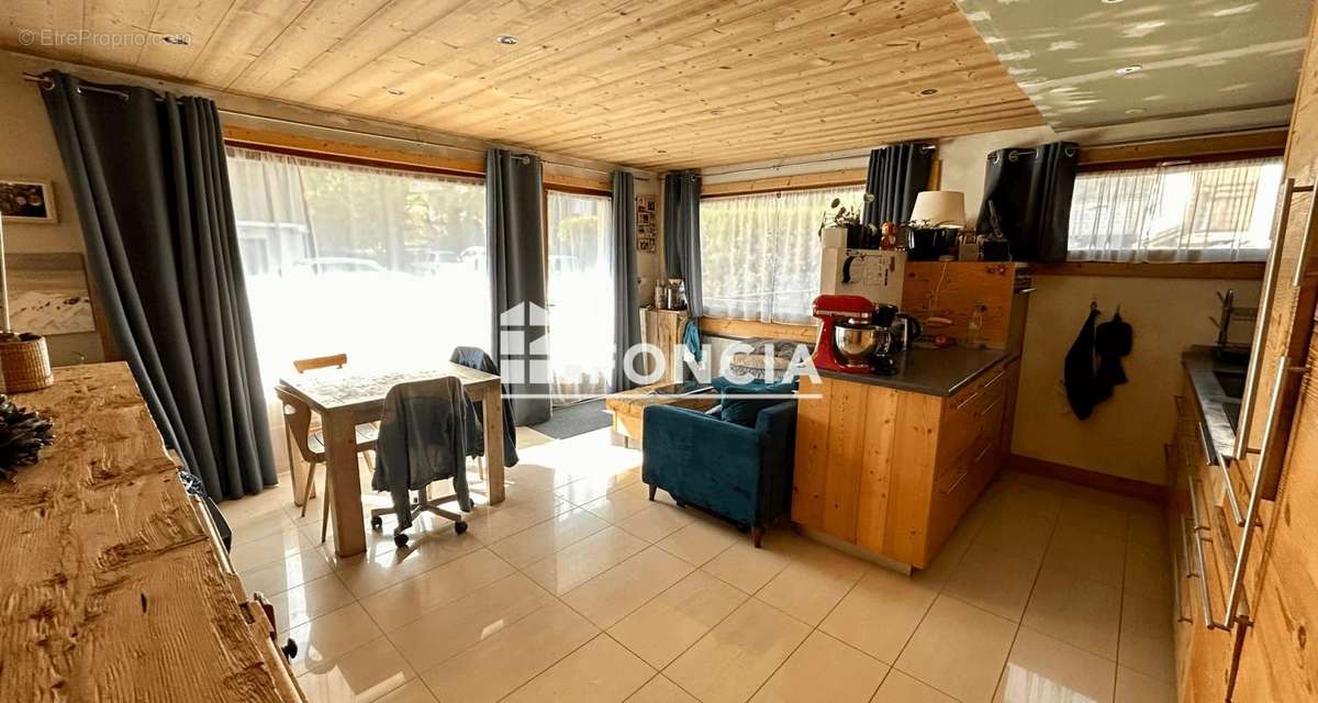 Appartement à LES HOUCHES