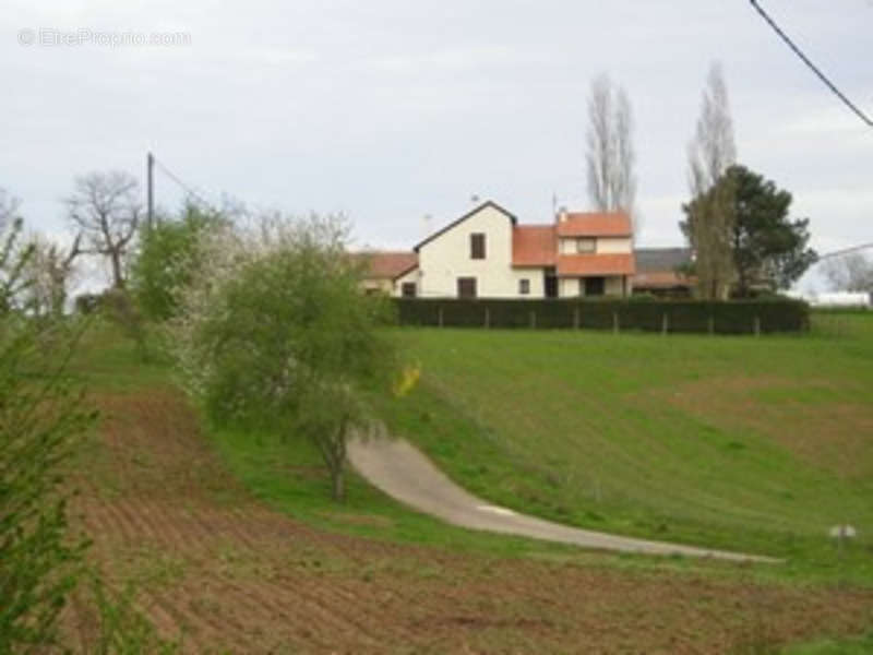 Maison à MONTCABRIER