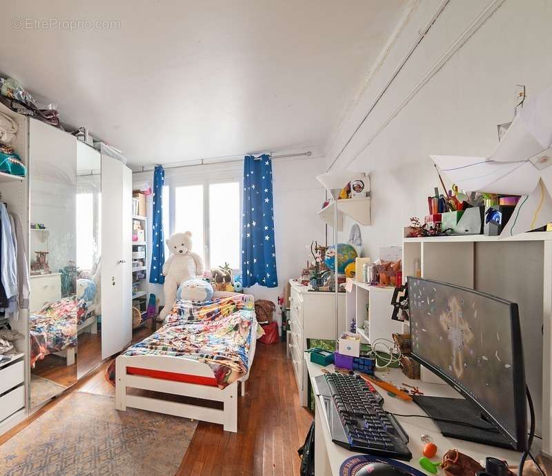 Appartement à PARIS-15E