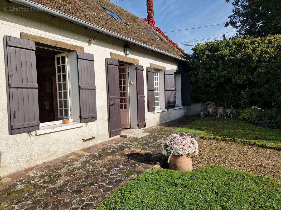 Maison à LONGNES