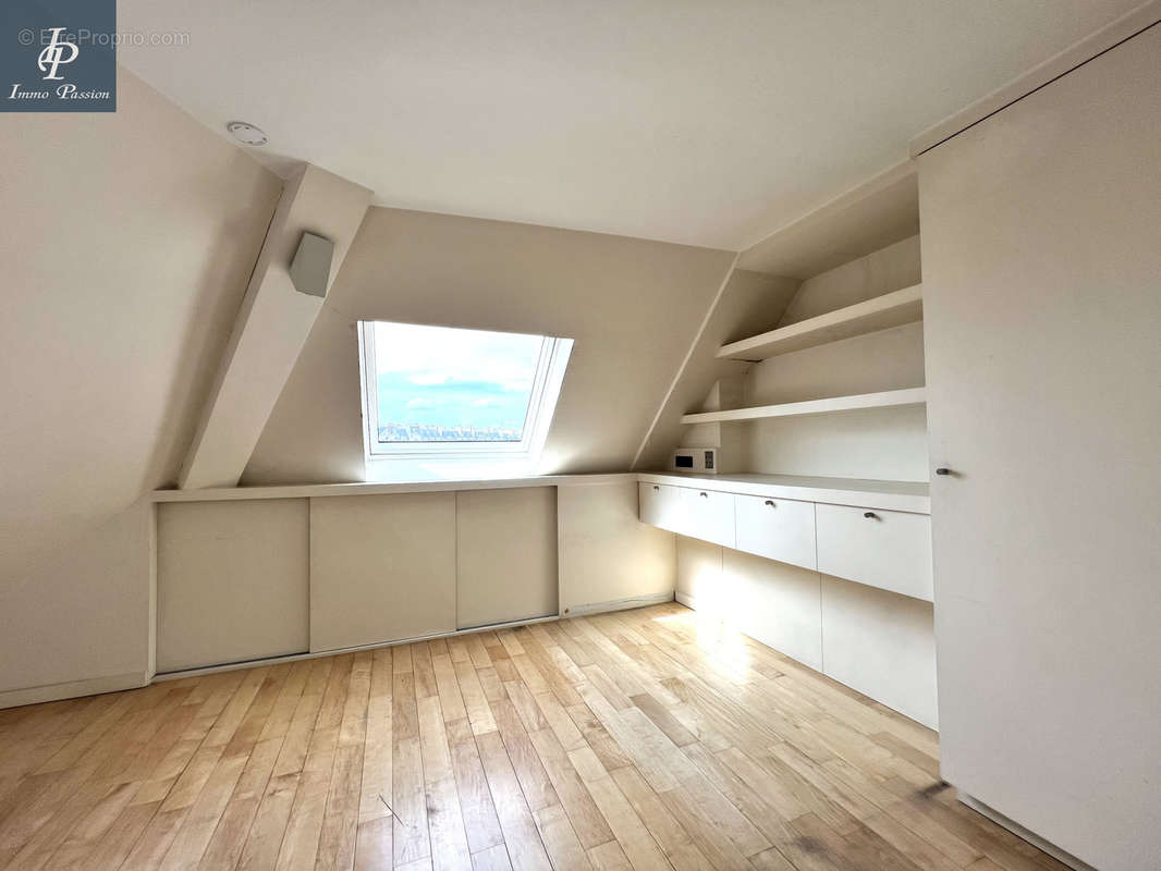 Appartement à PARIS-4E