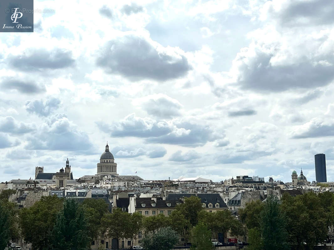 Appartement à PARIS-4E