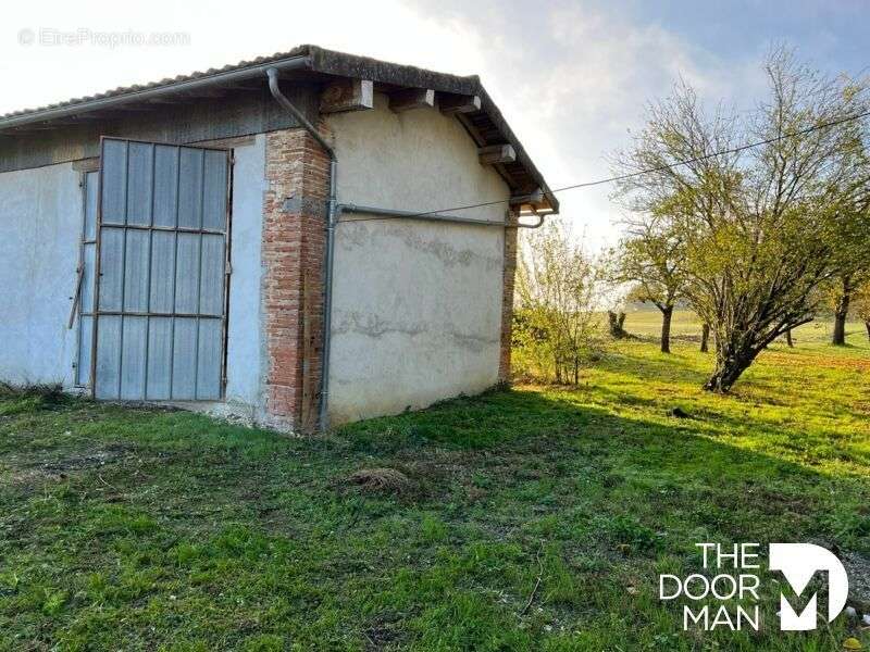 Appartement à CADOURS