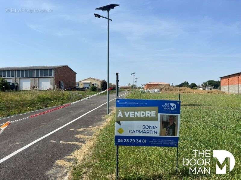 Terrain à VERDUN-SUR-GARONNE