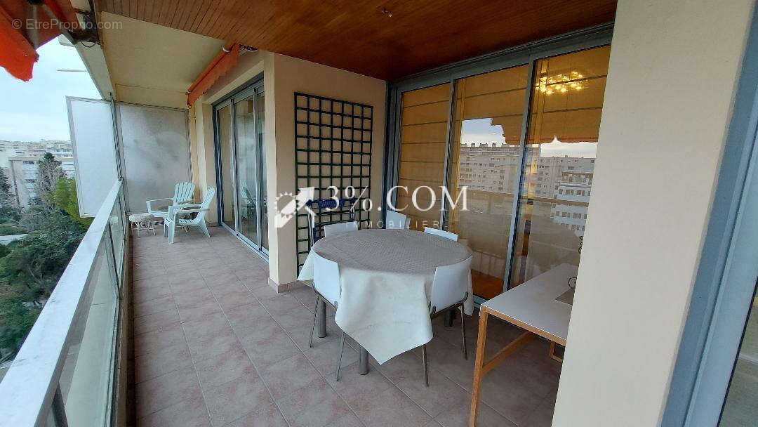 Appartement à MARSEILLE-8E