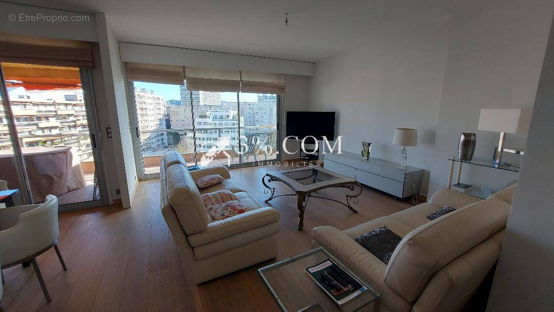 Appartement à MARSEILLE-8E