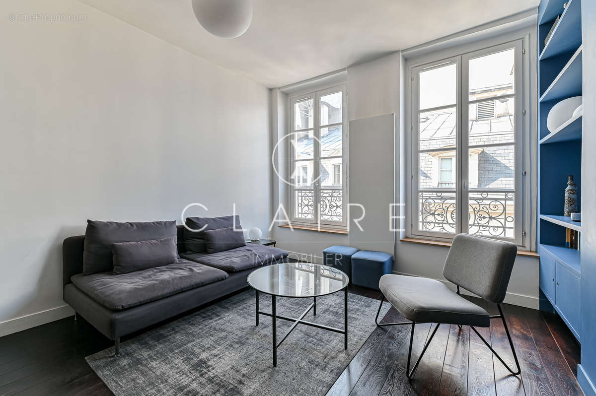 Appartement à PARIS-3E