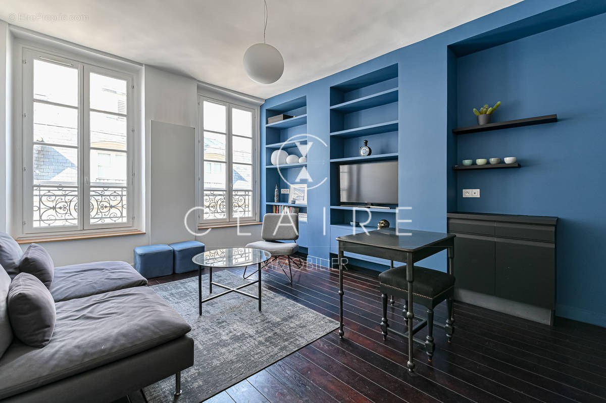 Appartement à PARIS-3E