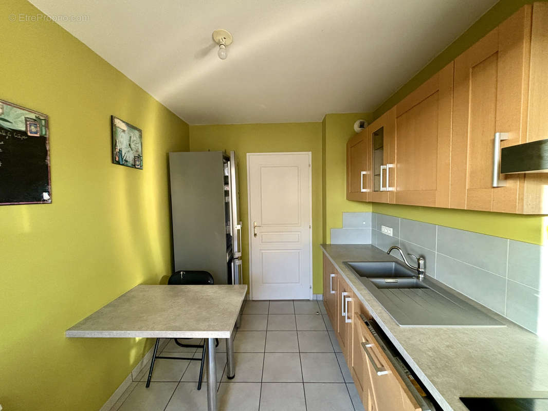 Appartement à PRINGY