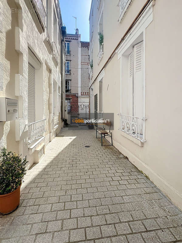 Appartement à BOULOGNE-BILLANCOURT