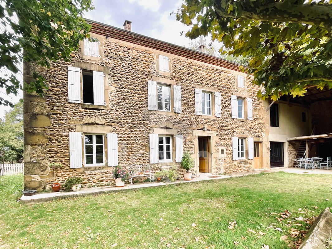 Maison à CHATEAUNEUF-DE-GALAURE