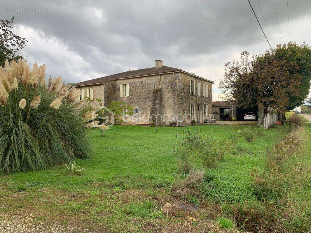 Maison à MEILHAN-SUR-GARONNE