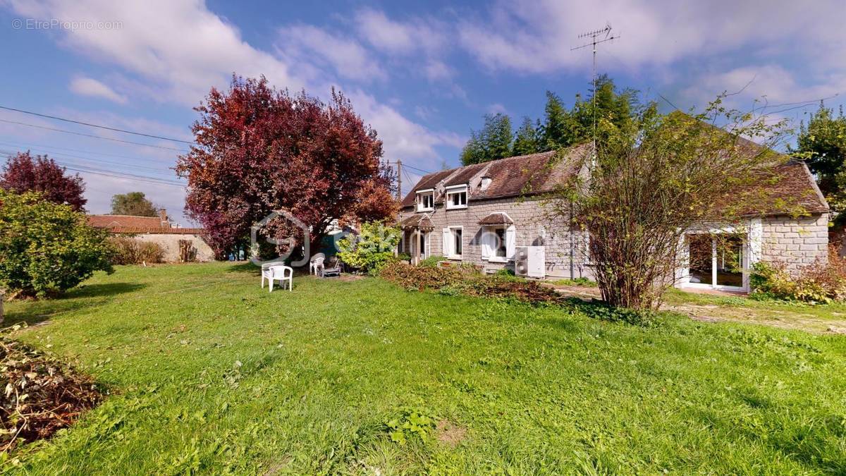 Maison à BOUGLIGNY