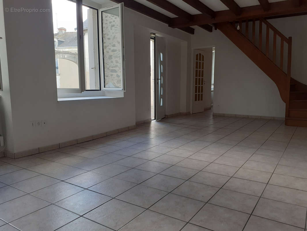 Appartement à LE FRESNE-SUR-LOIRE