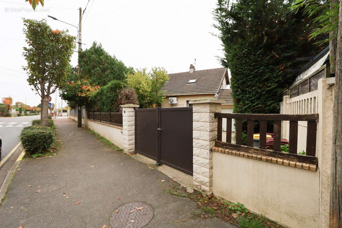 Maison à MONTFERMEIL