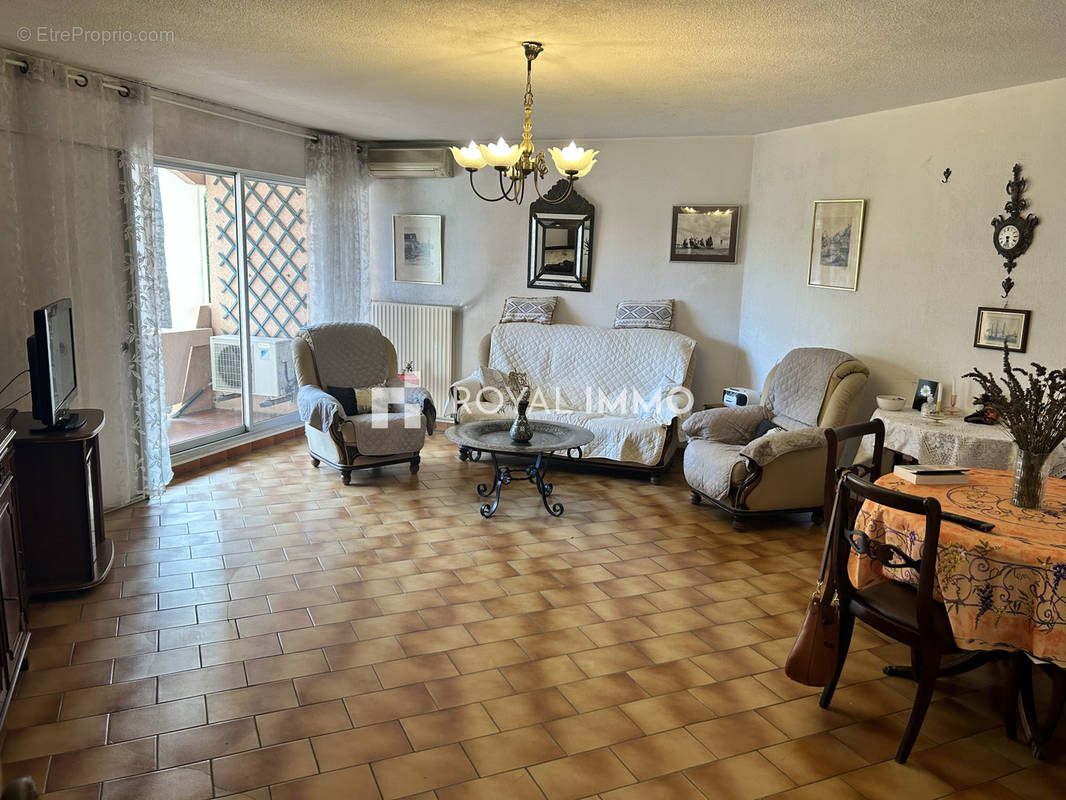 Appartement à HYERES