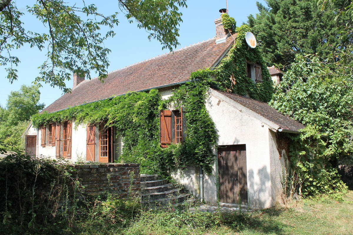 Maison à CERILLY