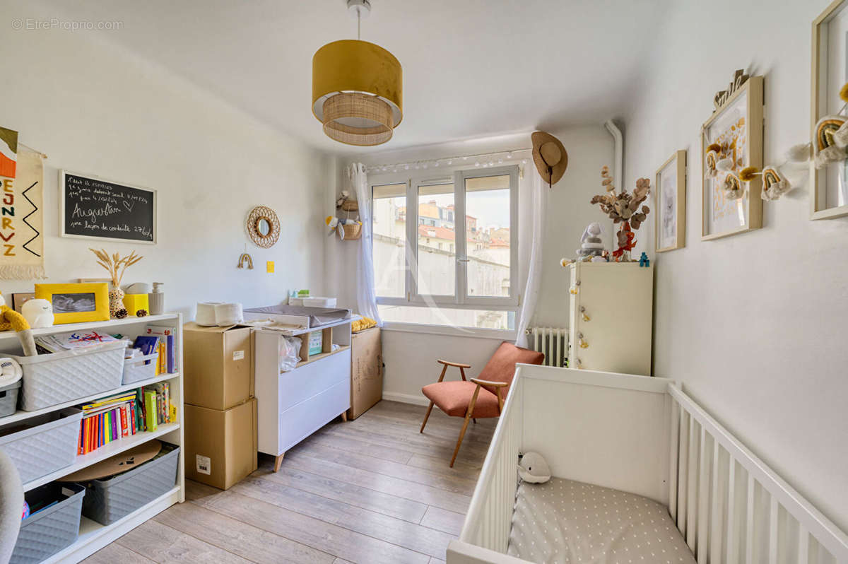 Appartement à NOGENT-SUR-MARNE