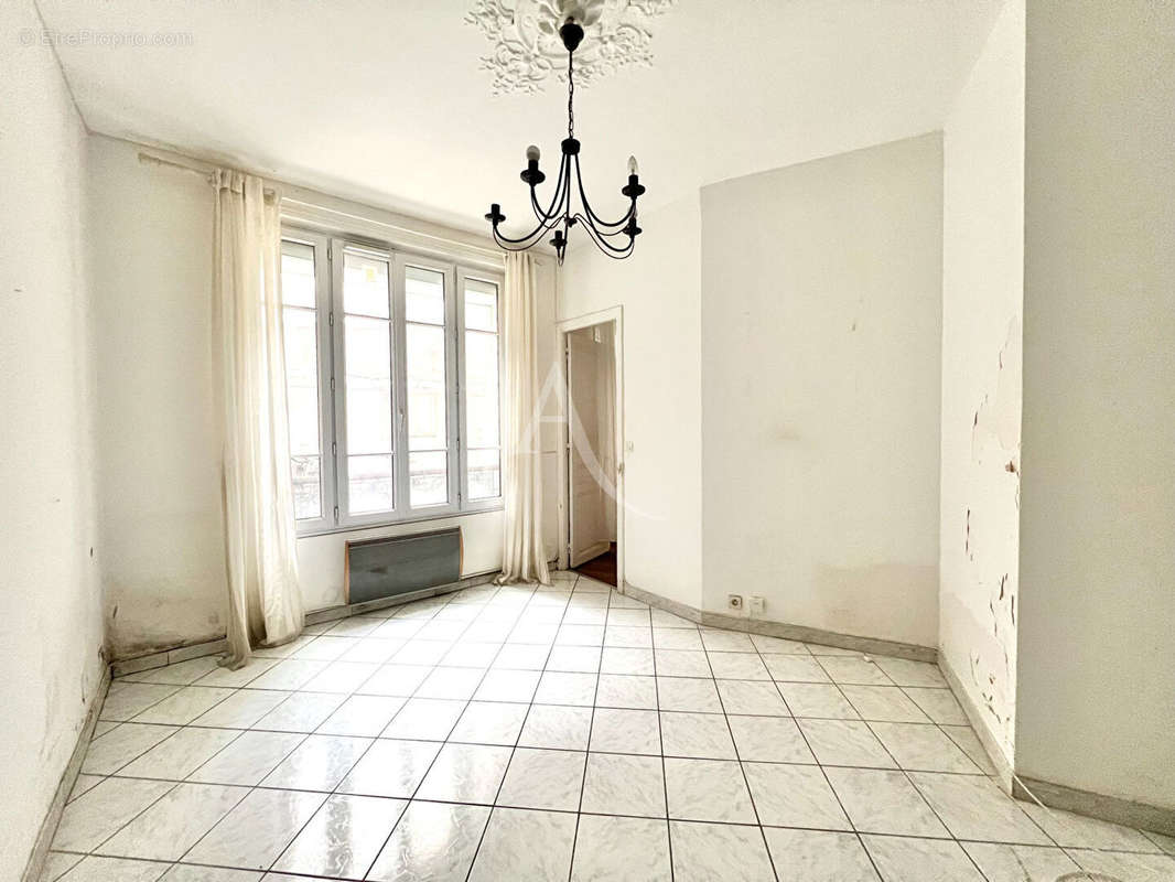 Appartement à PARIS-12E