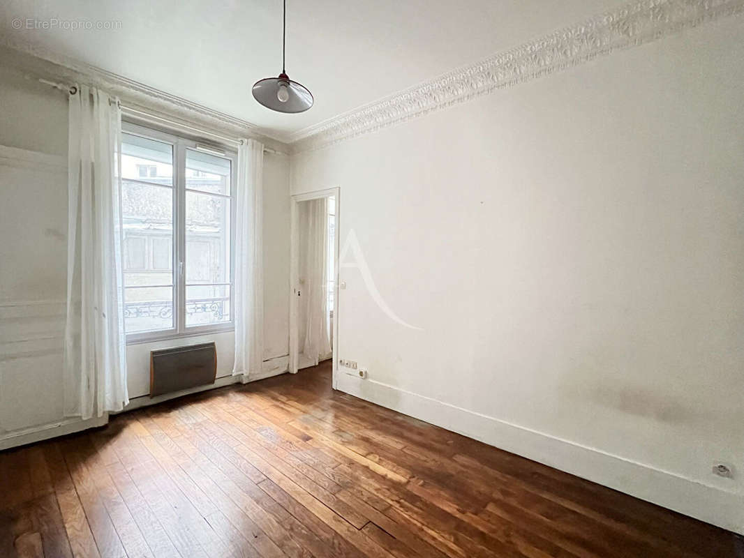 Appartement à PARIS-12E