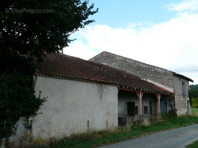 Maison à MONTESQUIEU