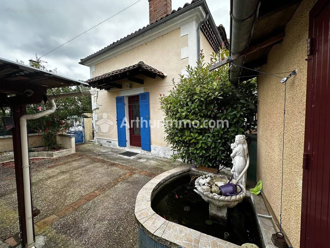 Maison à SAINT-ASTIER