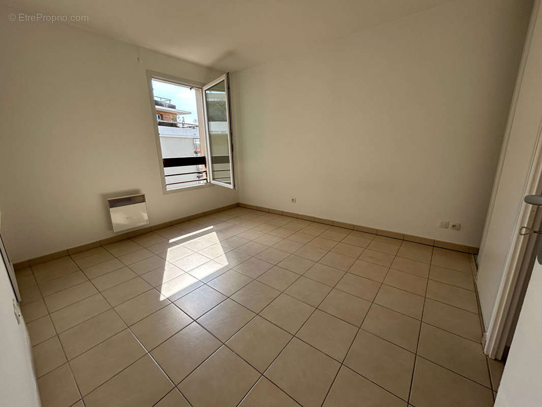 Appartement à MARSEILLE-14E