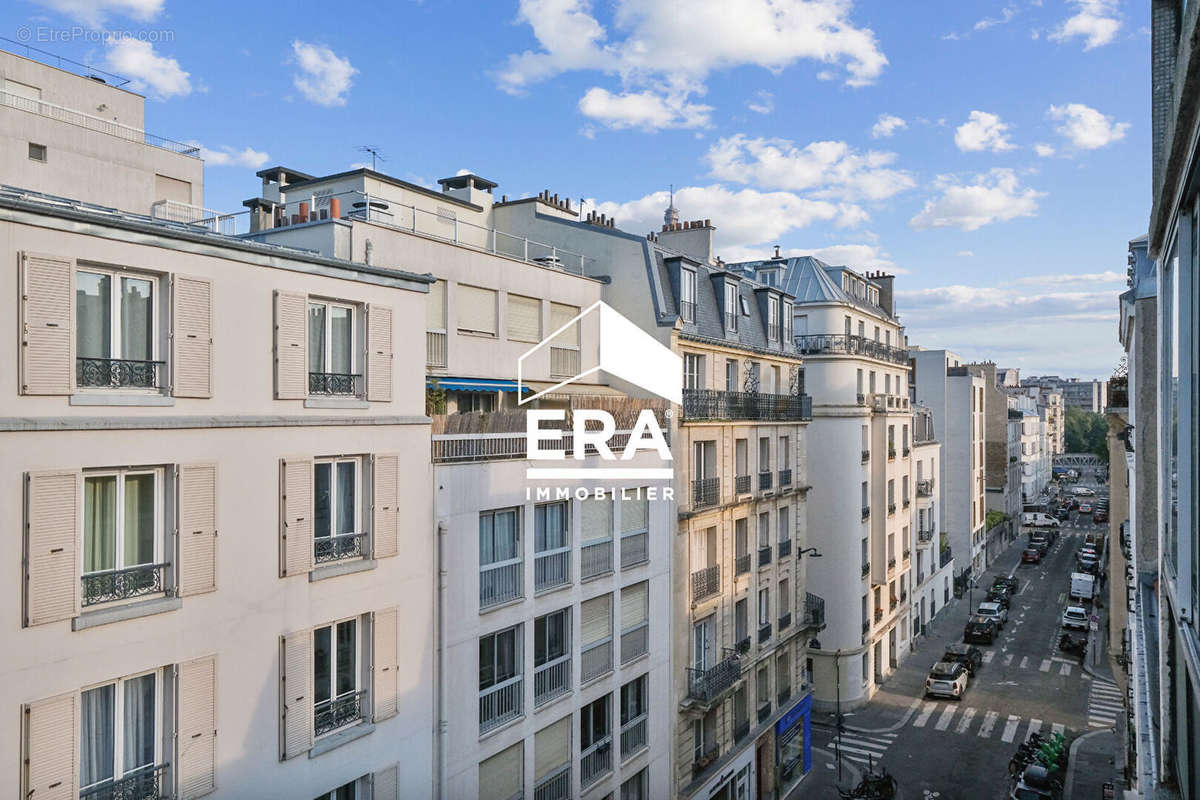 Appartement à PARIS-15E