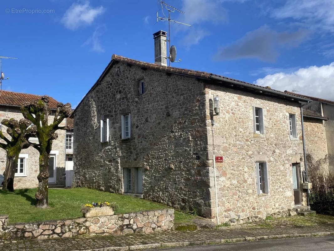 Maison à MANOT