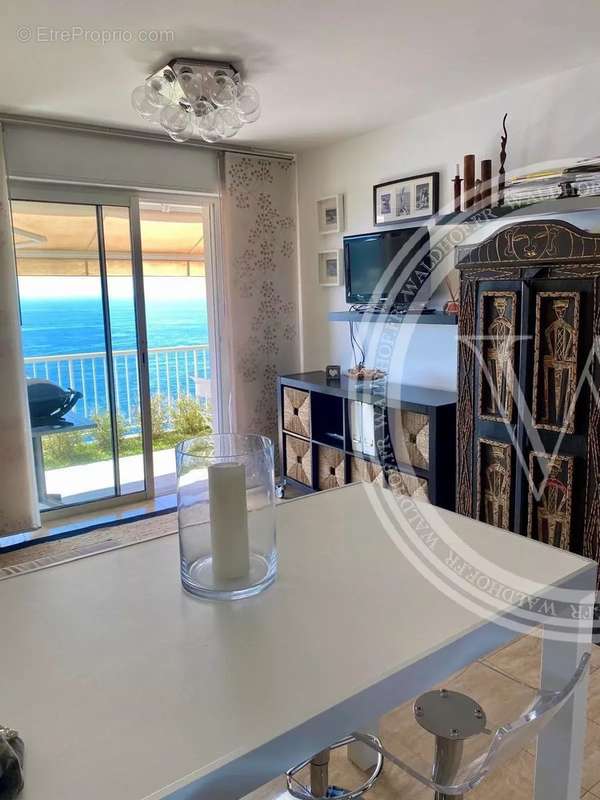 Appartement à ROQUEBRUNE-CAP-MARTIN