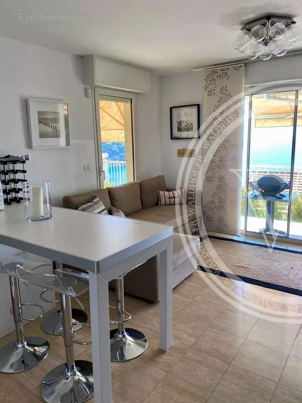 Appartement à ROQUEBRUNE-CAP-MARTIN