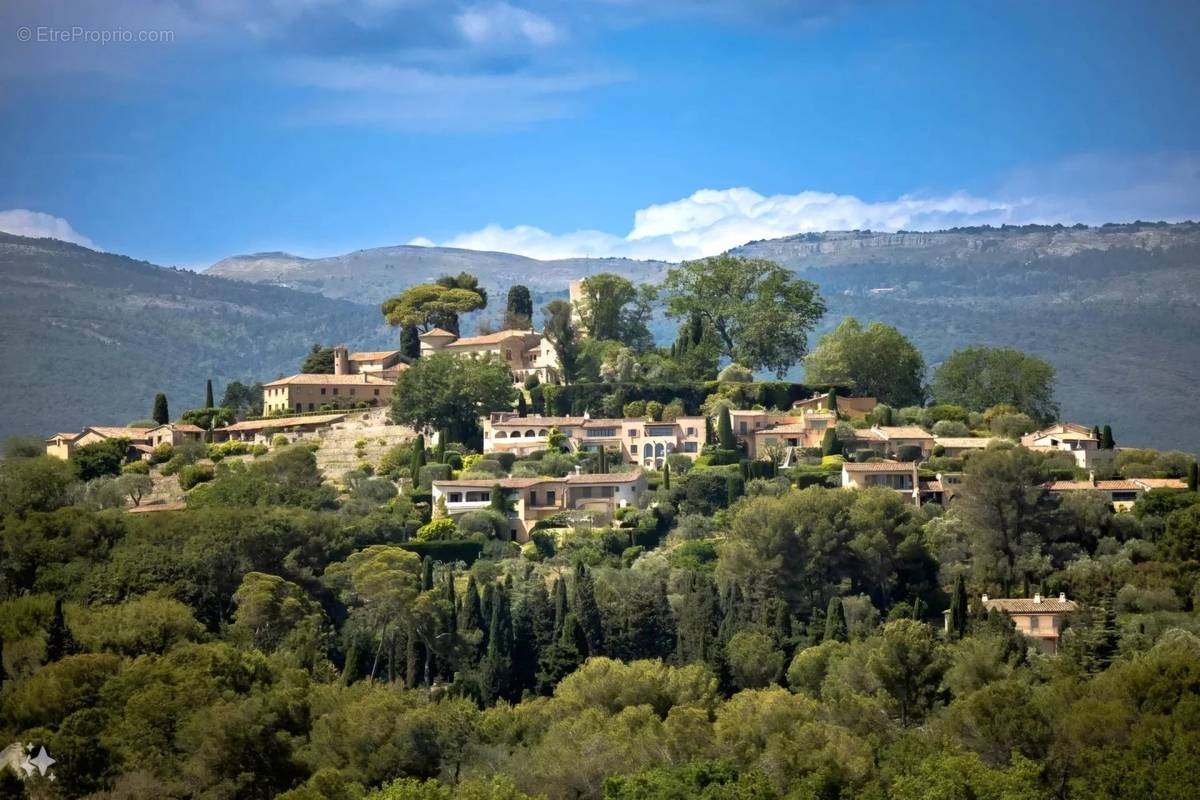 Maison à MOUANS-SARTOUX