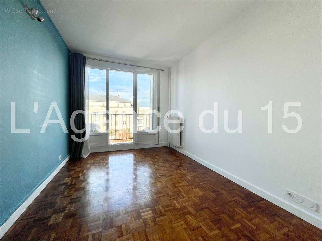 Appartement à ISSY-LES-MOULINEAUX