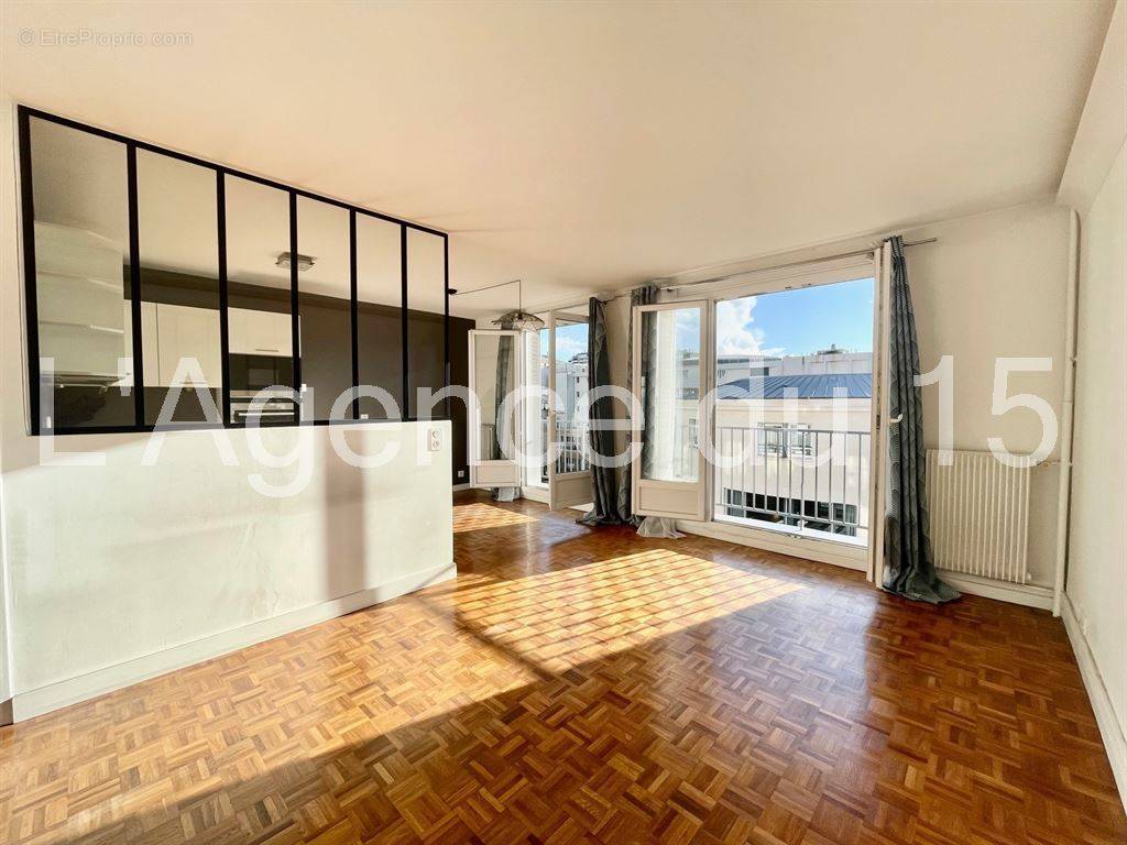 Appartement à ISSY-LES-MOULINEAUX