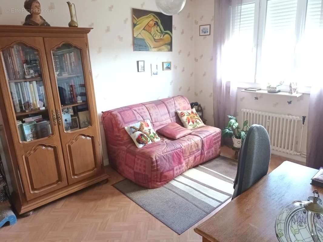 Appartement à MONTCEAU-LES-MINES