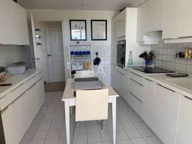 Appartement à VILLENEUVE-LOUBET