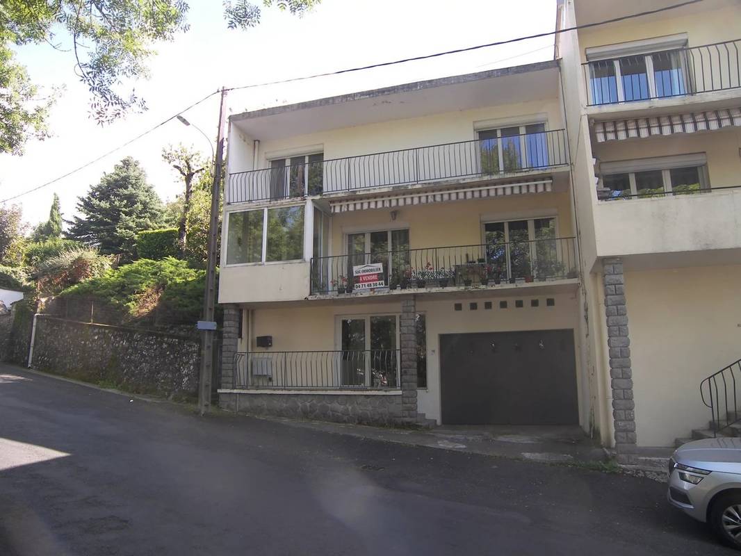 Maison à AURILLAC