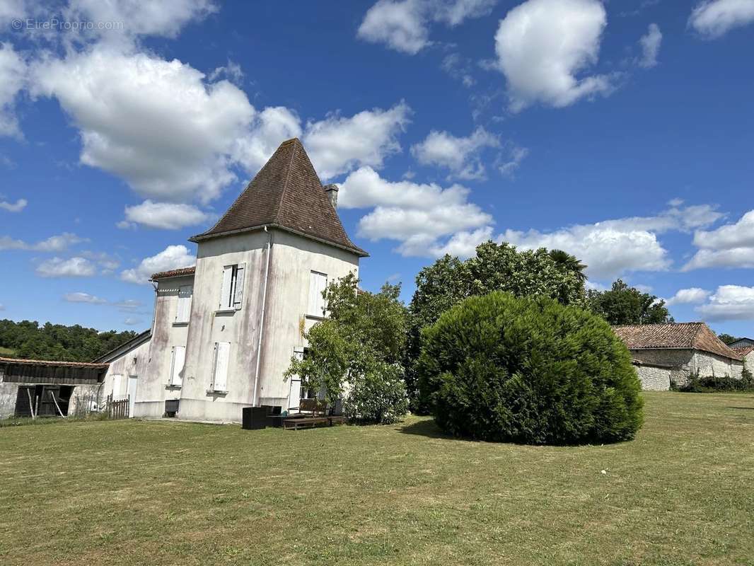 Maison à CURAC