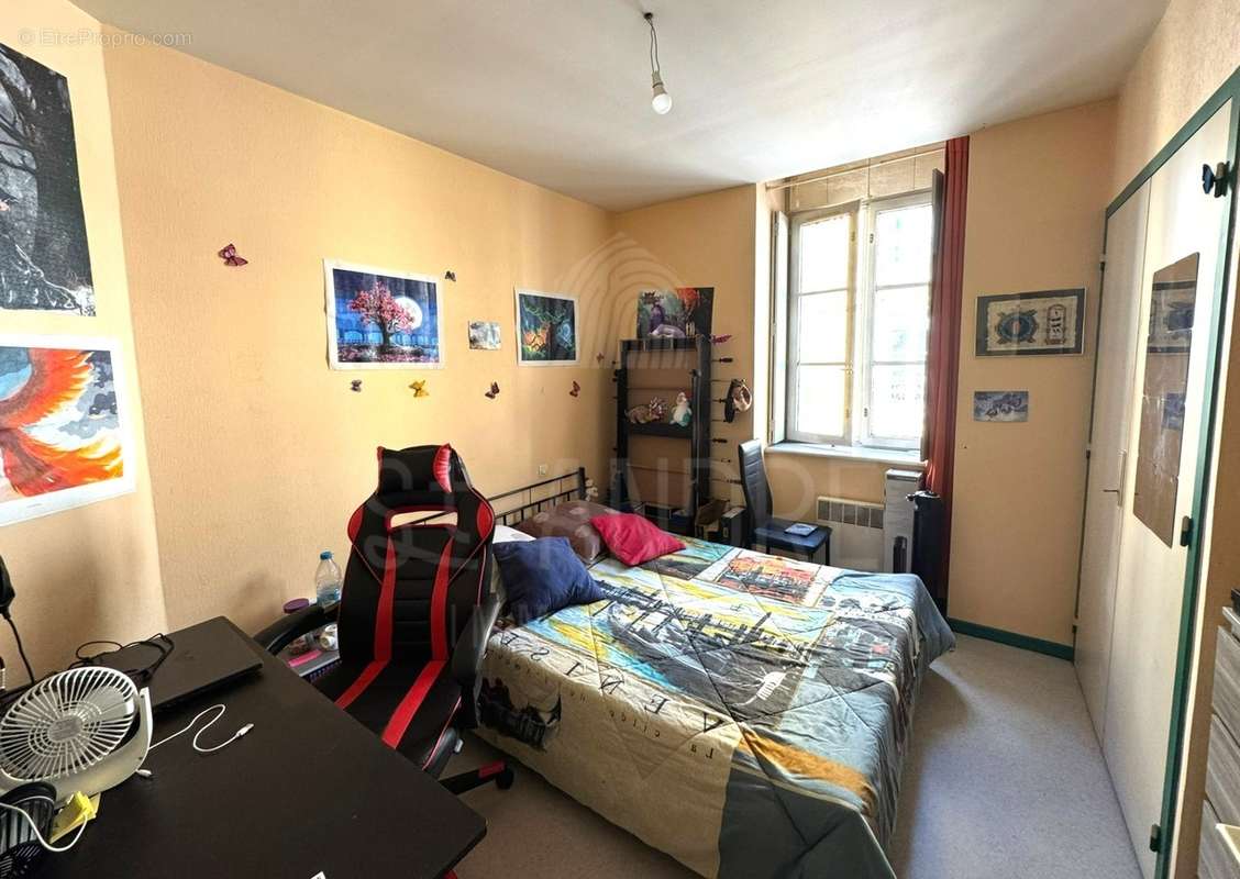 Appartement à LA COTE-SAINT-ANDRE