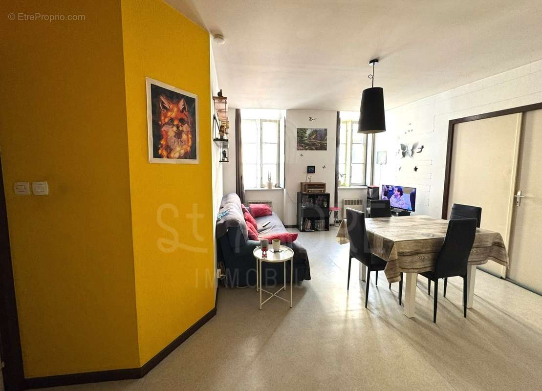 Appartement à LA COTE-SAINT-ANDRE