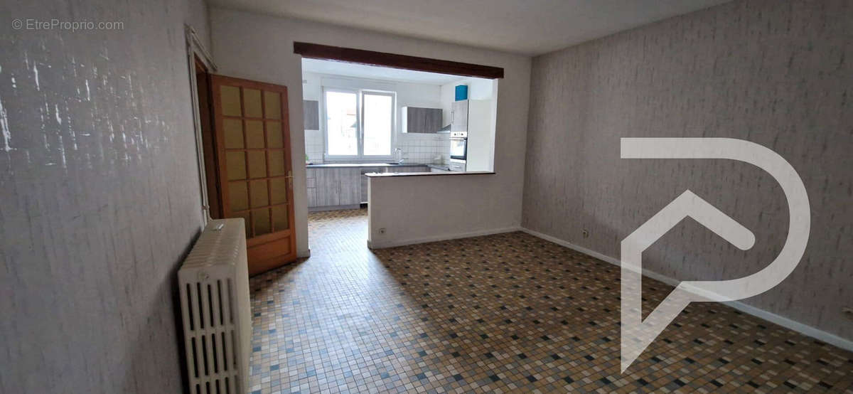 Appartement à CONFLANS-EN-JARNISY