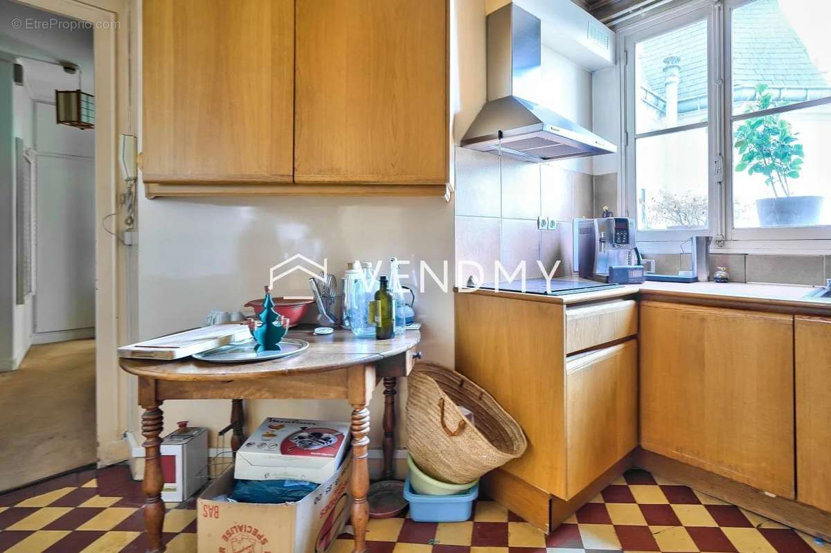 Appartement à PARIS-6E