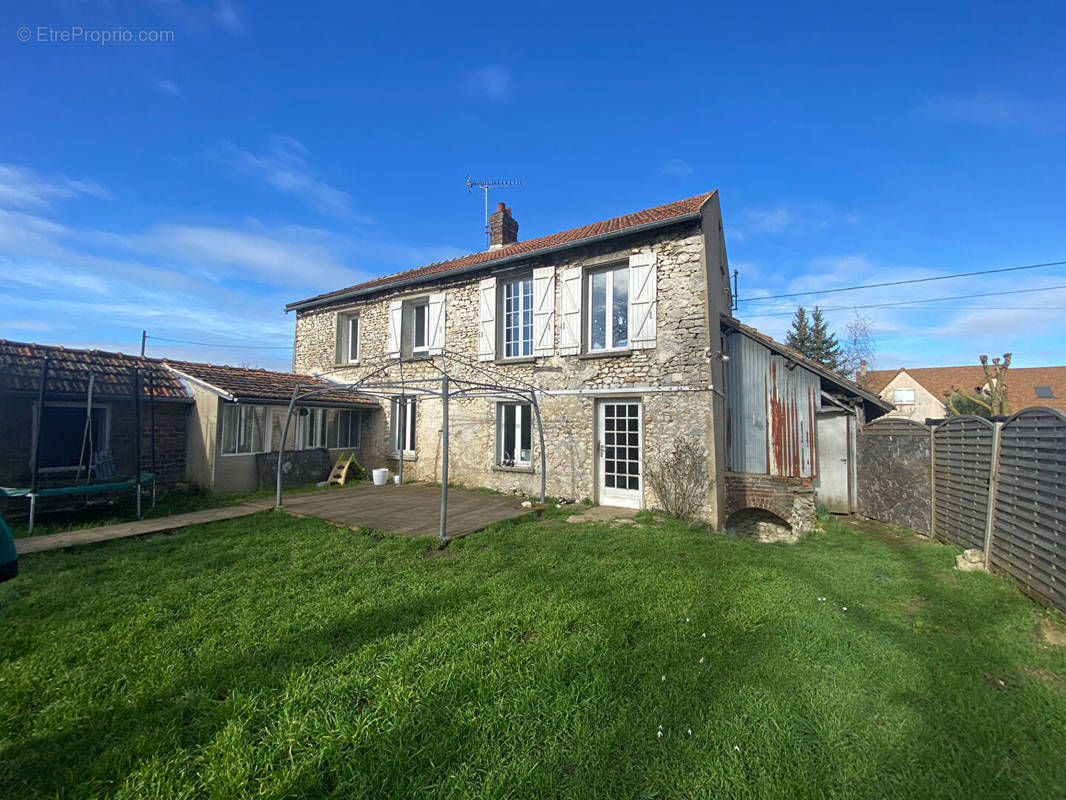 Maison à PERDREAUVILLE