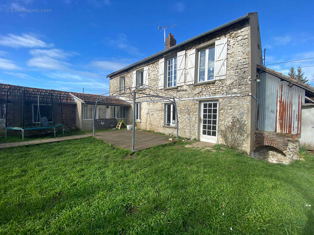 Maison à PERDREAUVILLE