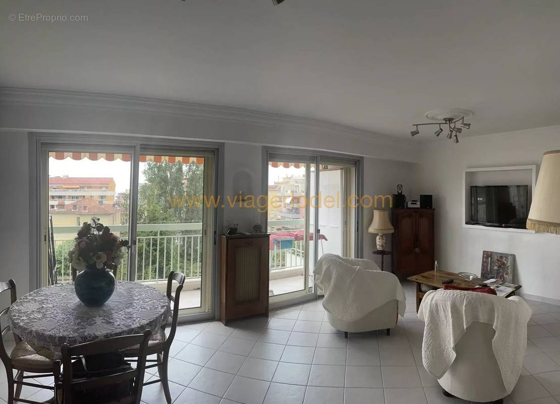 Appartement à MENTON