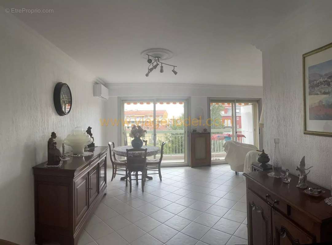 Appartement à MENTON