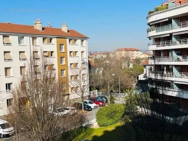 Appartement à VILLEURBANNE