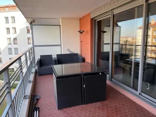 Appartement à VILLEURBANNE