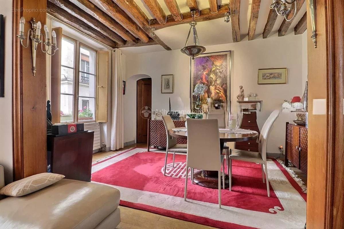 Appartement à PARIS-6E