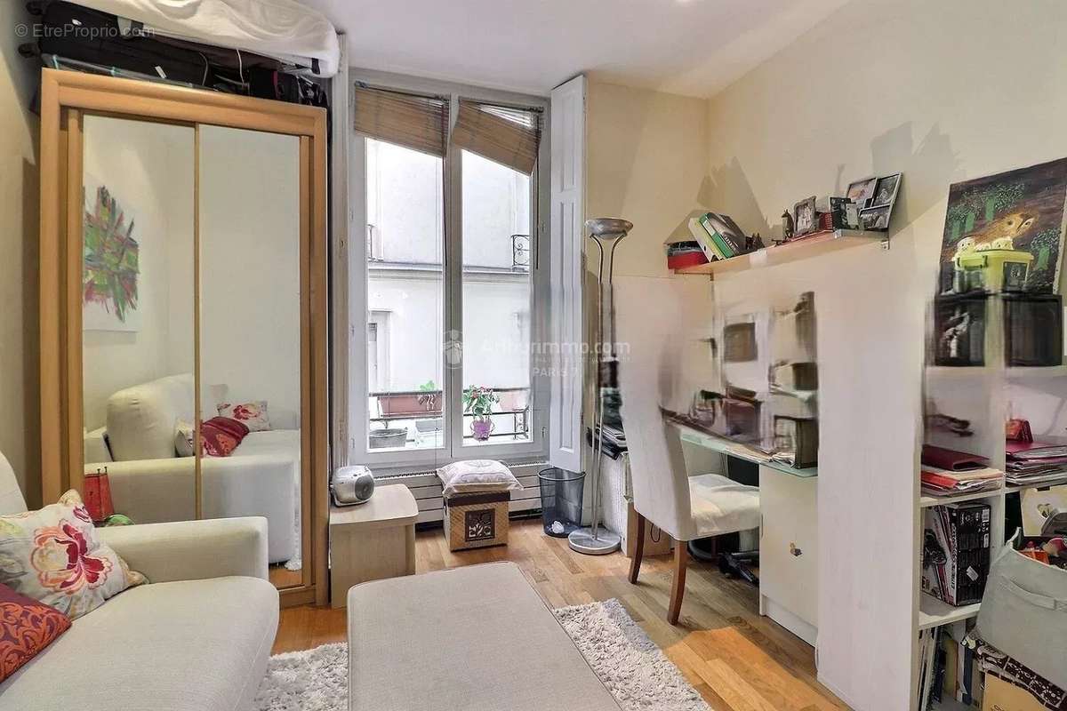 Appartement à PARIS-6E